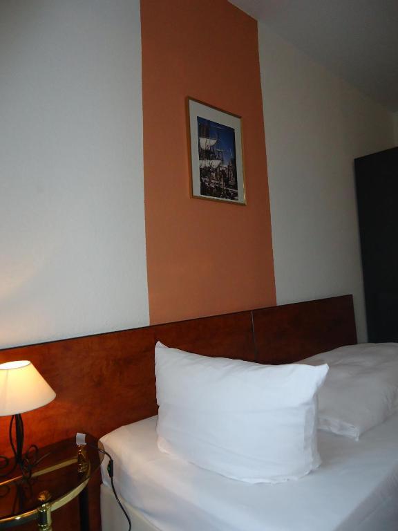 Hotel Burg-Stuben Mainz Oda fotoğraf
